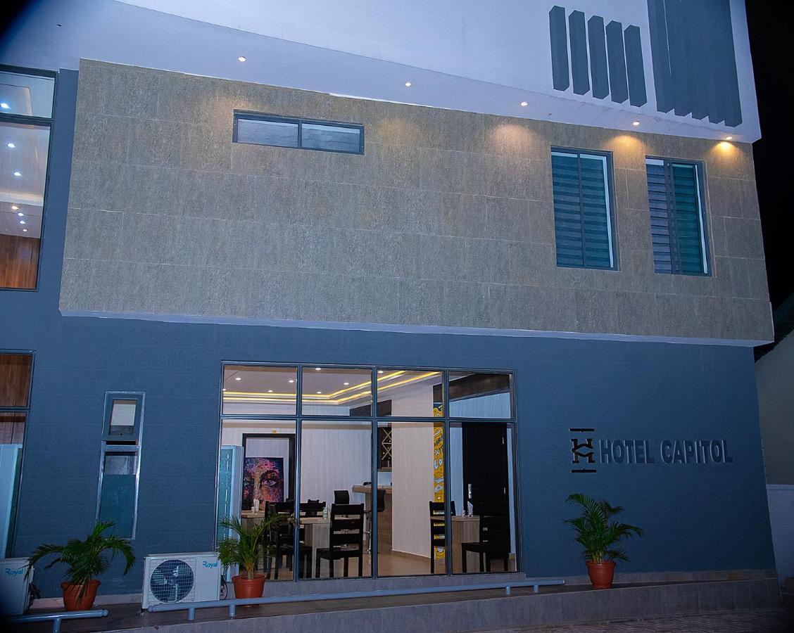 Hotel Capitol إيكجا المظهر الخارجي الصورة